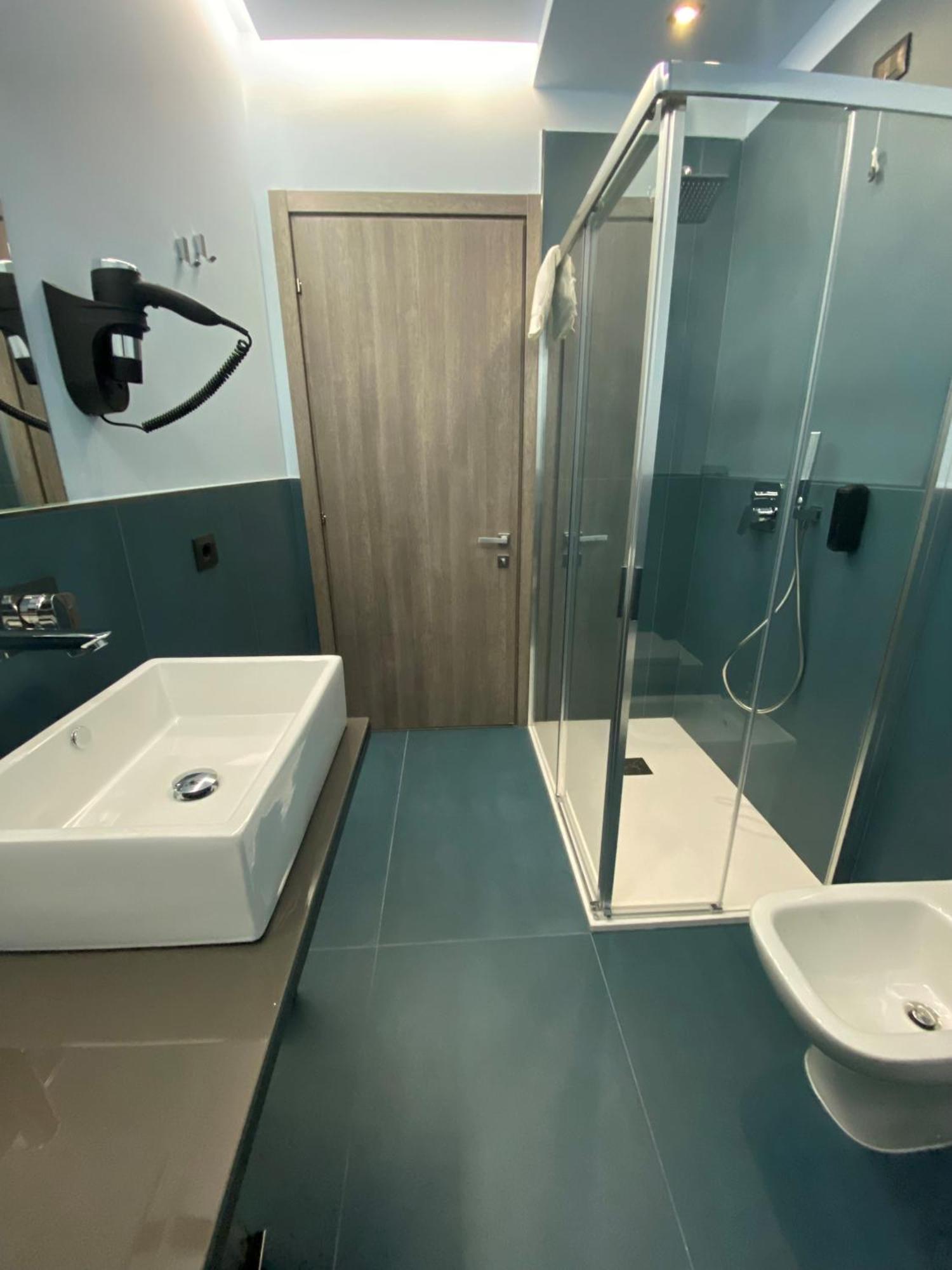Hotel Vita Salò Екстериор снимка