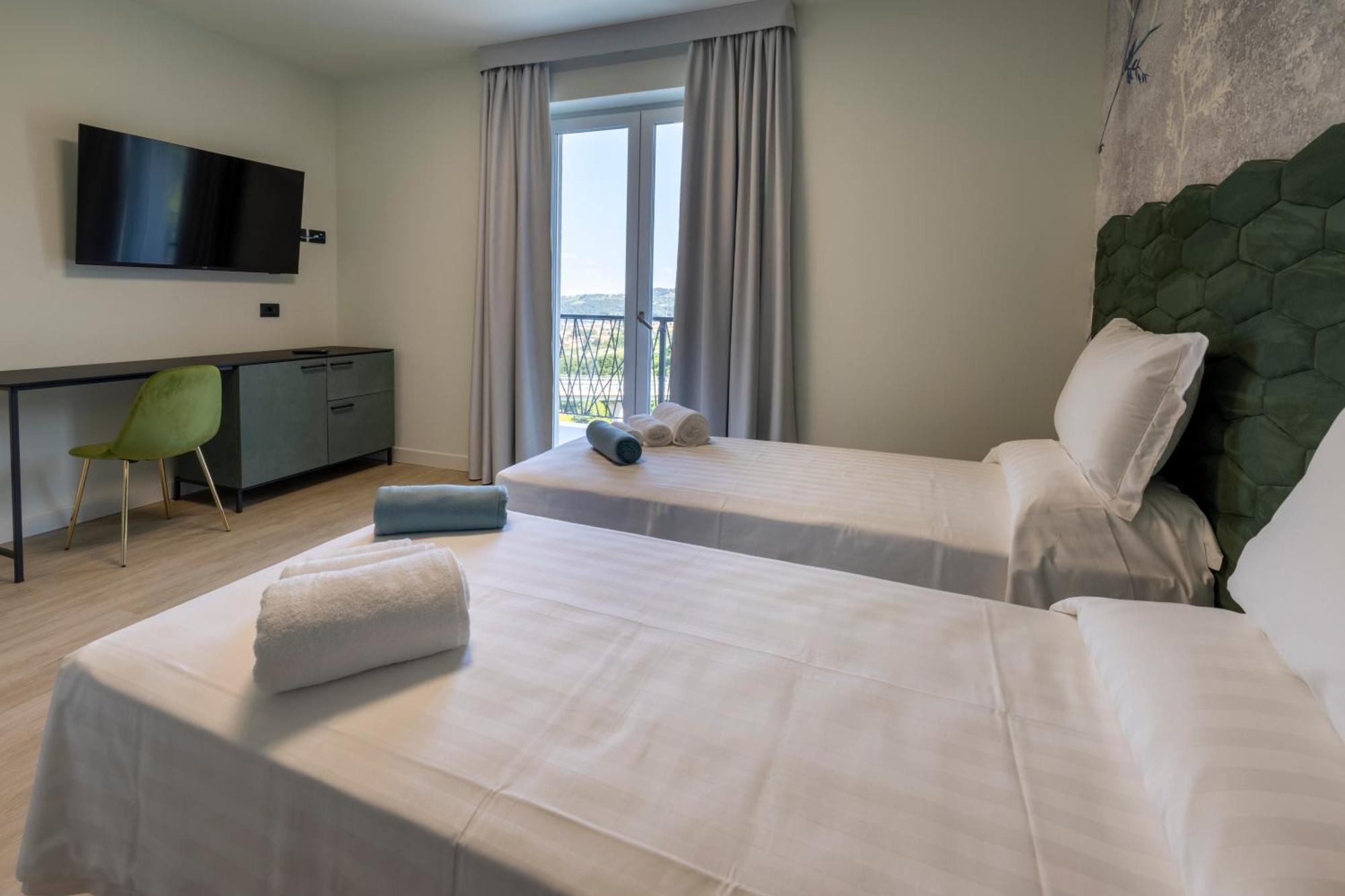 Hotel Vita Salò Екстериор снимка