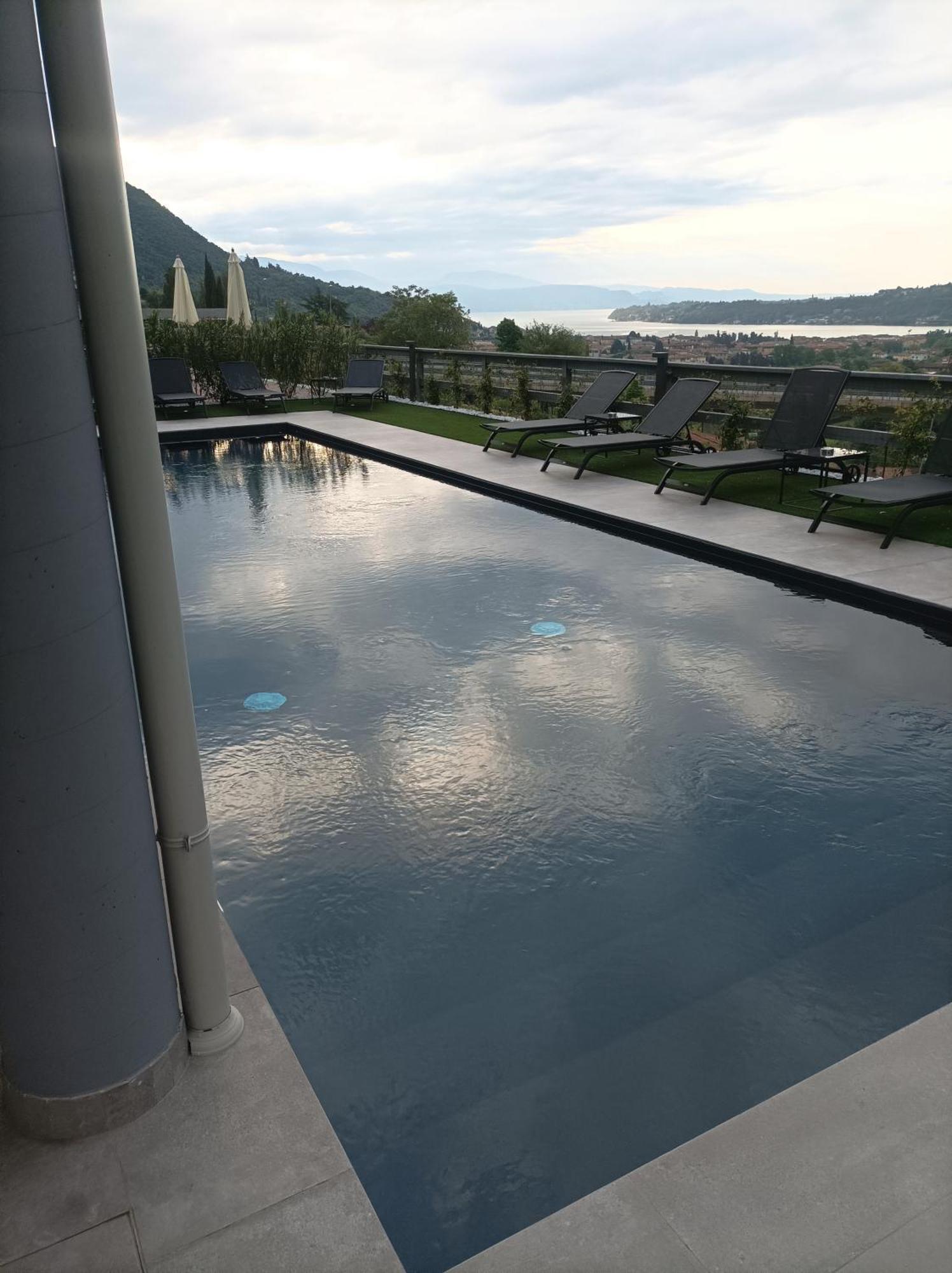 Hotel Vita Salò Екстериор снимка